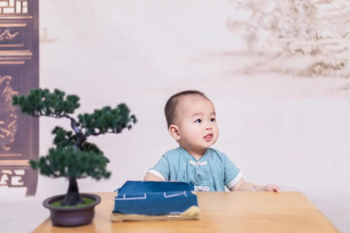 乐平怀孕多久会小腹隆起